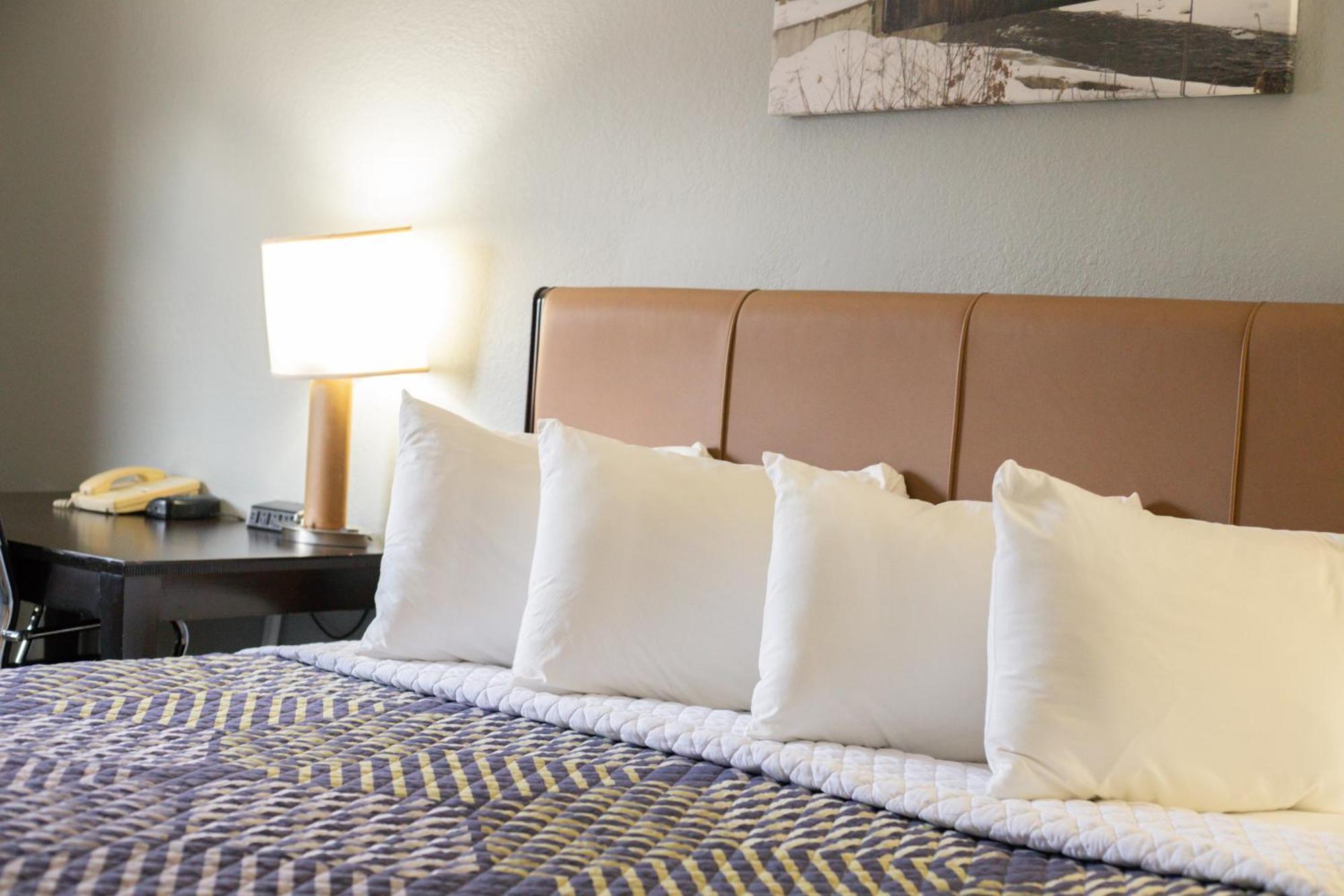 The Covered Bridge Hotel 2*