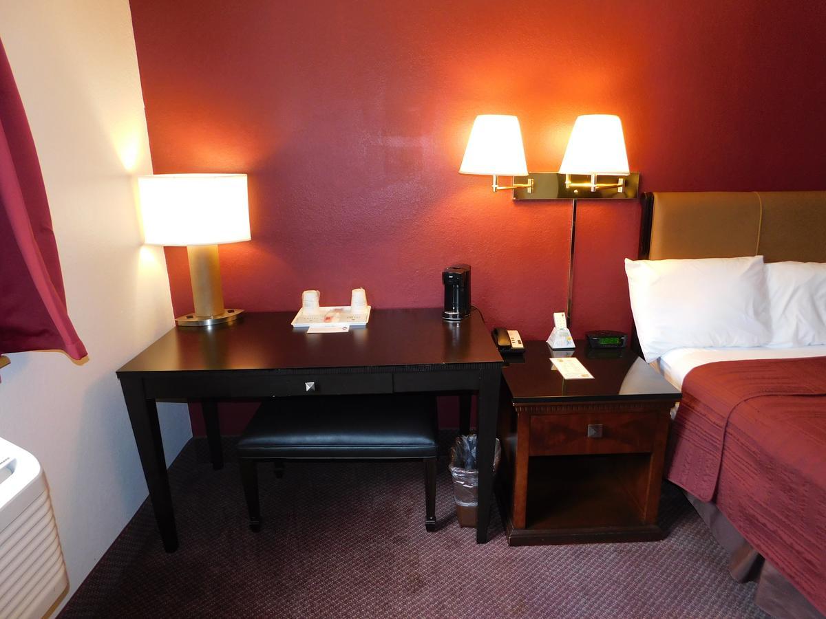The Covered Bridge Hotel 2*